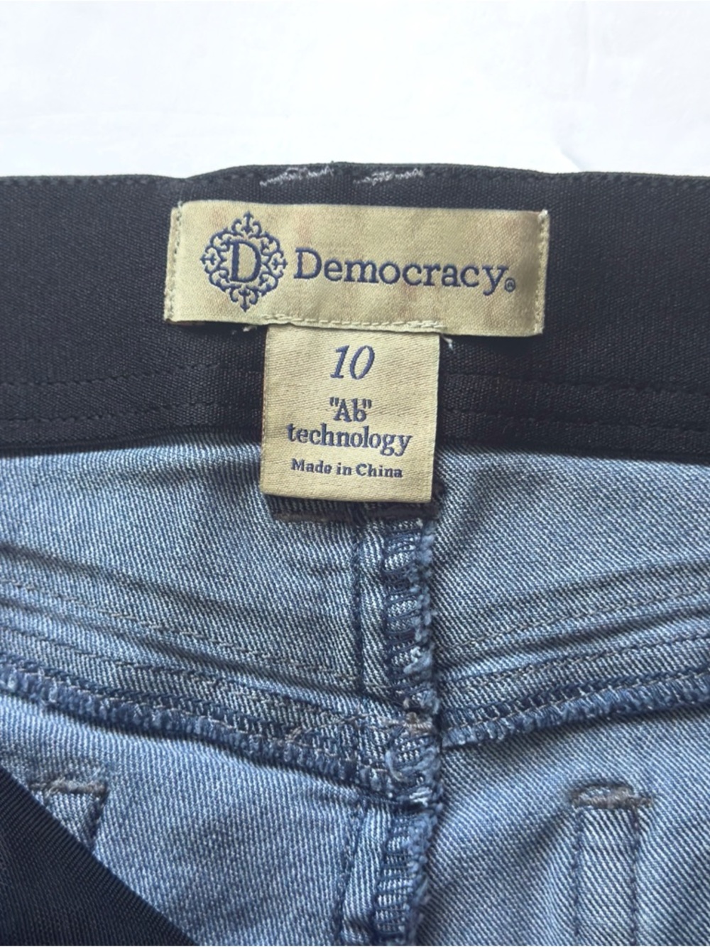 Democracy Ab Technology Skinny Jeans 10 Distressed Mid Rise Medium Wash Stretch - Picture 5 of 12